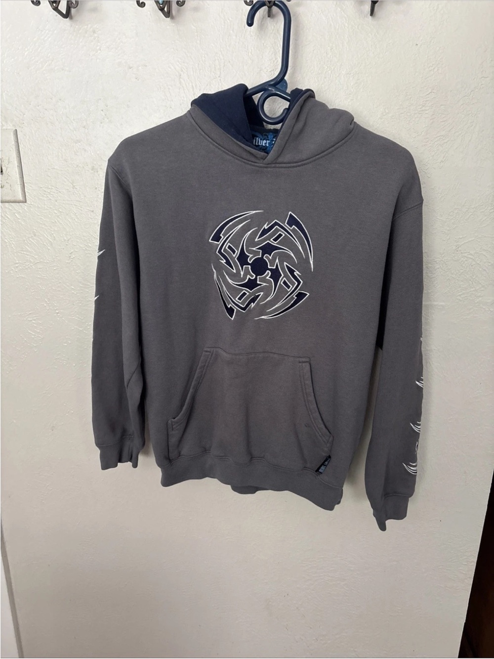 Youth L Gray Skater Hooded Y2K Sweatshirt with Graphic Logo